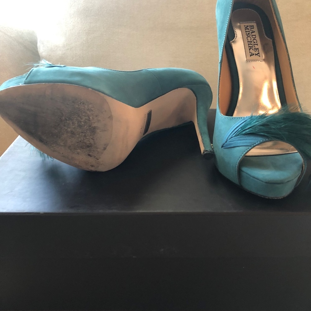 Shoes - Picture 2 of 2